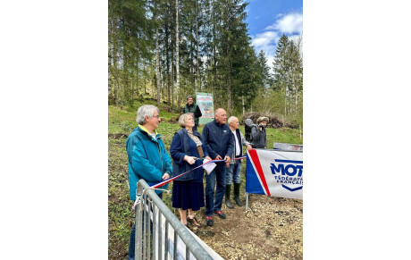 Inauguration de notre nouveau terrain d'entrainement à Saint Laurent en Grandvaux  27 avril 2024